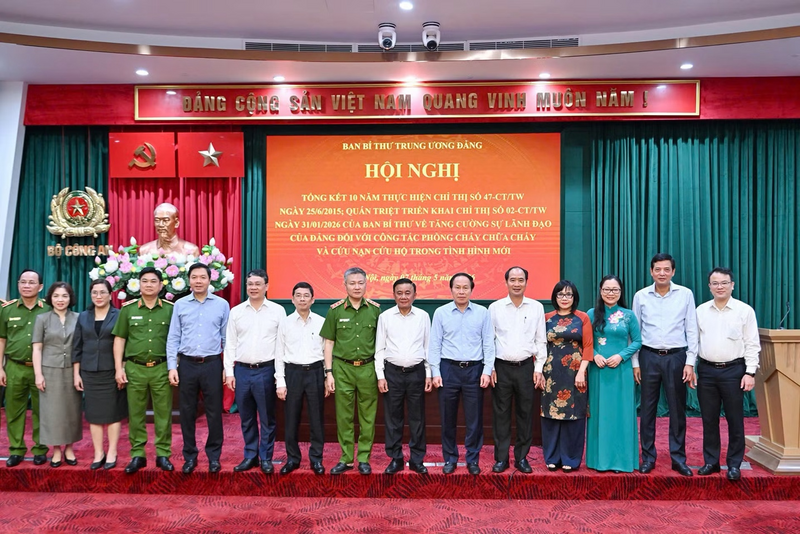 Thường trực Ban Bí thư Trần Cẩm Tú và các đại biểu dự hội nghị. Ảnh: Thuỷ Nguyên