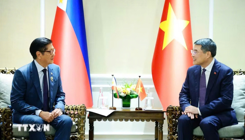 Thủ tướng Chính phủ Lê Minh Hưng gặp Tổng thống Philippines Ferdinand Romualdez Marcos Jr, Chủ tịch ASEAN năm 2026. Ảnh: Dương Giang/TTXVN