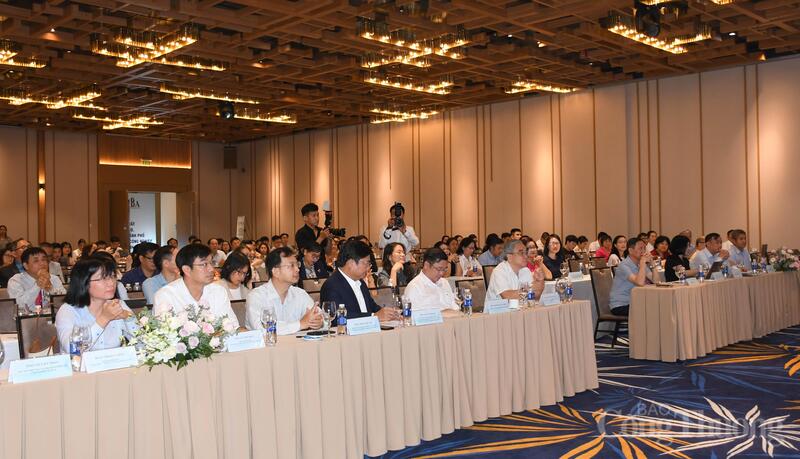 Đại biểu tham dự sự kiện. Ảnh: Thanh Minh.