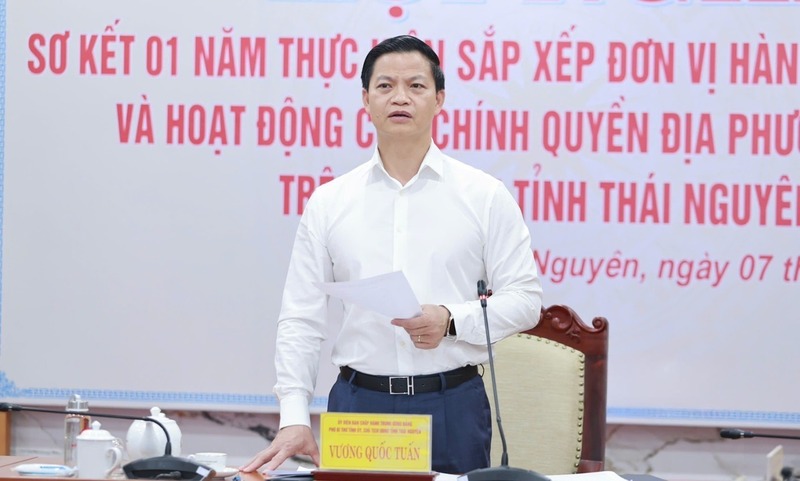 Ông Vương Quốc Tuấn, Chủ tịch UBND tỉnh Thái Nguyên phát biểu tại hội nghị. Ảnh: T.N