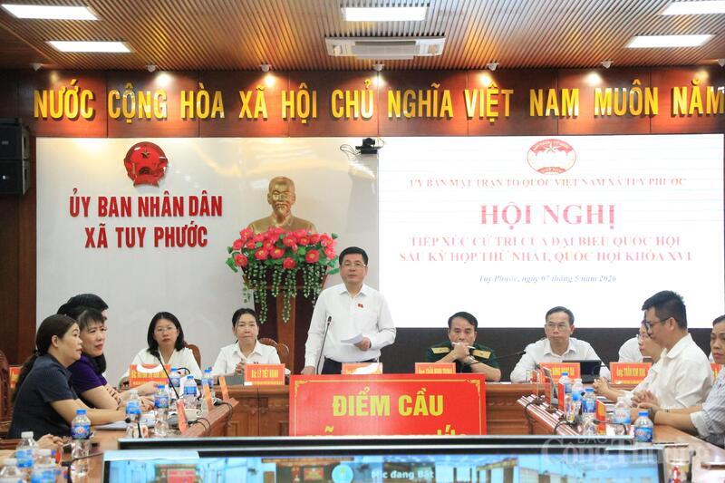 Đoàn đại biểu Quốc hội tỉnh Gia Lai tiếp xúc cử tri tại các địa phương thuộc đơn vị bầu cử số 1. Ảnh: Hiền Mai