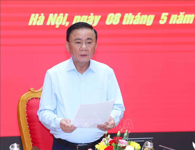 Đồng chí Trần Cẩm Tú, Uỷ viên Bộ Chính trị, Thường trực Ban Bí thư, Bí thư Đảng uỷ các cơ quan Đảng Trung ương phát biểu chỉ đạo hội nghị. Ảnh: Phương Hoa/TTXVN