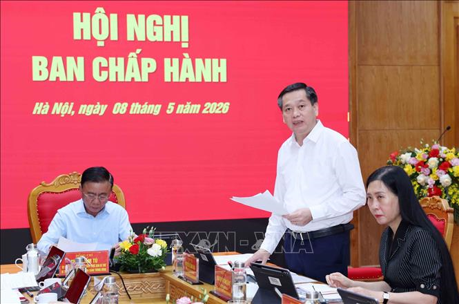 Đồng chí Nguyễn Long Hải, Uỷ viên Trung ương Đảng, Phó Bí thư Thường trực Đảng uỷ các cơ quan Đảng Trung ương trình bày báo cáo tại hội nghị. Ảnh: Phương Hoa/TTXVN