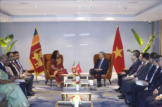 Tổng Bí thư, Chủ tịch nước Tô Lâm hội kiến Thủ tướng Sri Lanka Harini Amarasuriya. Ảnh: Thống Nhất/TTXVN