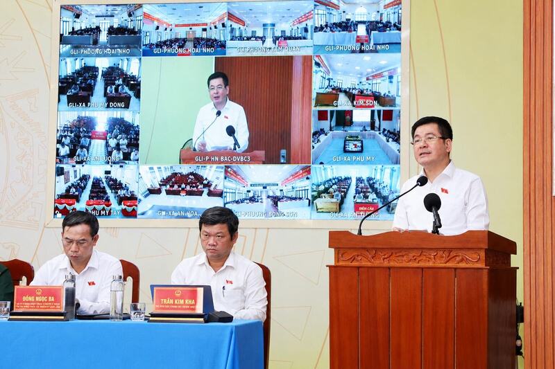 Phó Chủ tịch Quốc hội Nguyễn Hồng Diên phát biểu tại hội nghị.