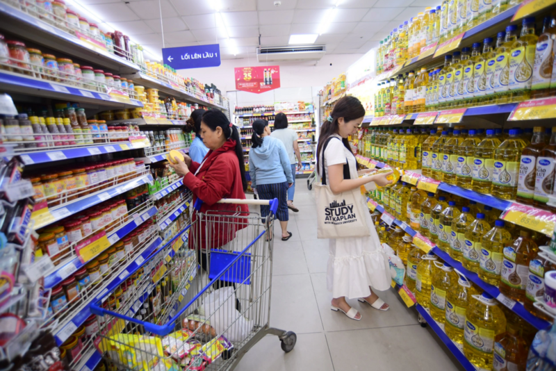 Việc Việt Nam tích cực tham gia vào các cơ chế hợp tác của ASEAN góp phần nâng cao hiệu quả hoạt động bảo vệ người tiêu dùng trong nước. Ảnh minh hoạ