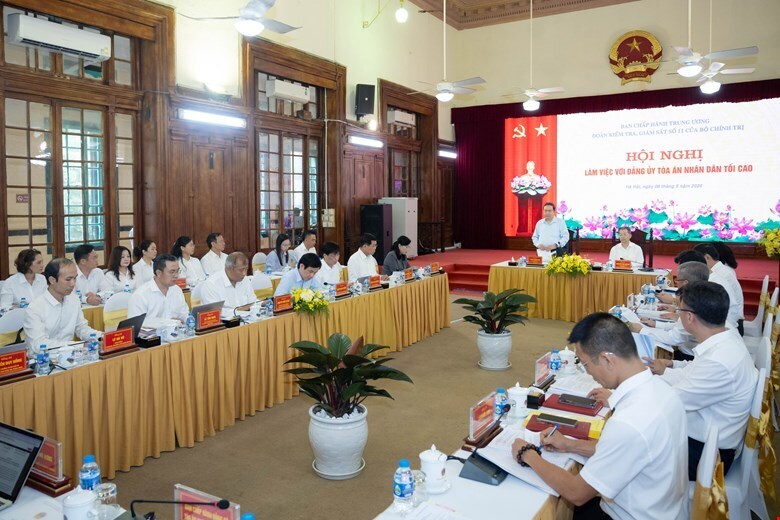 Chủ tịch Quốc hội Trần Thanh Mẫn làm việc với Đảng ủy Toà án nhân dân tối cao.