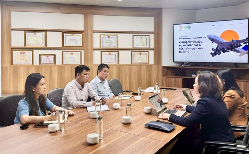 Tháng 1/2026, Cục Thương mại điện tử và Kinh tế số (Bộ Công Thương) đã làm việc với Liên minh Thương mại Điện tử xuyên biên giới toàn cầu (ACBC) – VIETFAS nhằm trao đổi các định hướng hợp tác trong hoạt động xúc tiến giao thương. Ảnh: MOIT