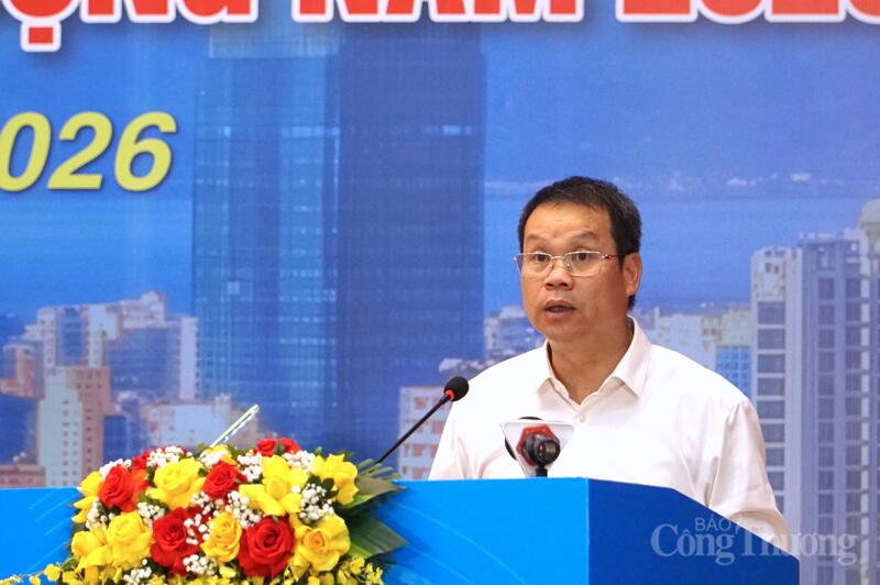 Chủ tịch UBND TP. Đà Nẵng Nguyễn Mạnh Hùng nhấn mạnh: Sự phát triển của Đà Nẵng phải gắn liền với việc nâng cao chất lượng sống của công nhân, người lao động