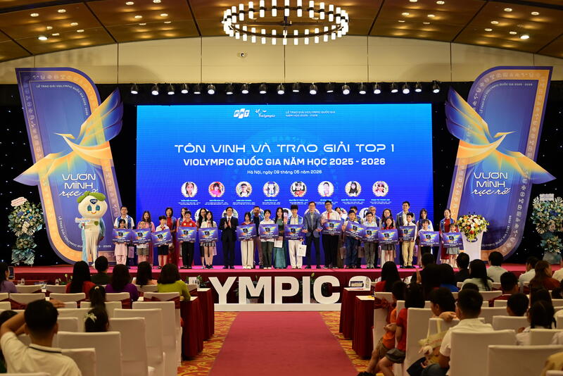 Các thí sinh dẫn đầu toàn quốc được vinh danh tại Lễ trao giải Violympic quốc gia năm học 2025-2026