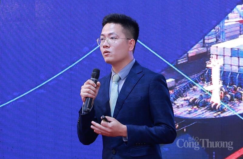 Ông Ngô Ngọc Hoàn, Trưởng phòng Sale Samsung SDS khu vực Đông Nam Á. Ảnh: Quỳnh Trang