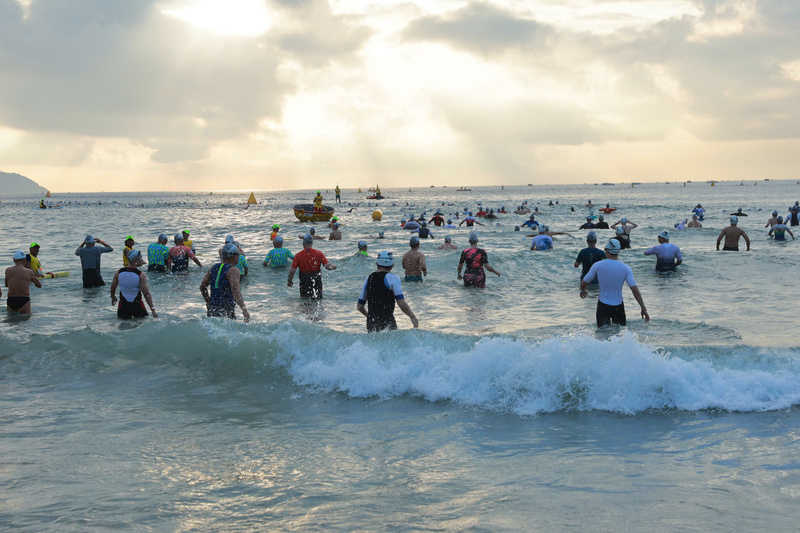Ngày 10/5, Giải VNG IRONMAN Việt Nam 2026 và VNG IRONMAN 70.3 Đà Nẵng 2026 chính thức khởi tranh với sự tham dự của hơn 4700 vận động viên đến từ 91 quốc gia và vùng lãnh thổ. Ảnh: Diễm Phúc