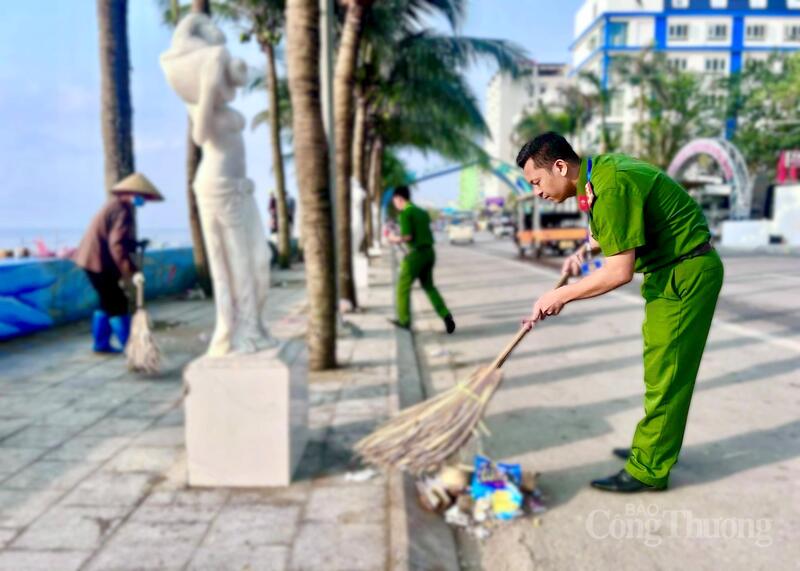 Ông Hoàn cũng cho biết, cùng với chiến dịch tổng vệ sinh hiện nay, xã Hoằng Tiến sẽ tiếp tục phối hợp với các lực lượng chức năng tăng cường kiểm tra, nhắc nhở việc thu gom rác thải, không để xảy ra tình trạng xả rác bừa bãi trên bãi biển. “Chúng tôi mong muốn mỗi người dân, mỗi du khách khi đến với Hải Tiến đều cùng chung tay giữ gìn môi trường, để bãi biển luôn xanh, sạch, đẹp và trở thành điểm đến hấp dẫn của du lịch xứ Thanh”, ông Hoàn nhấn mạnh.
