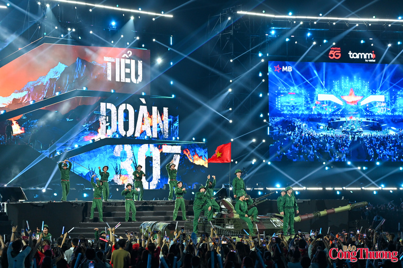 Tiết mục do biên đạo Mạnh Quyền dàn dựng, trở thành một trong những điểm nhấn đặc biệt của đêm nhạc.