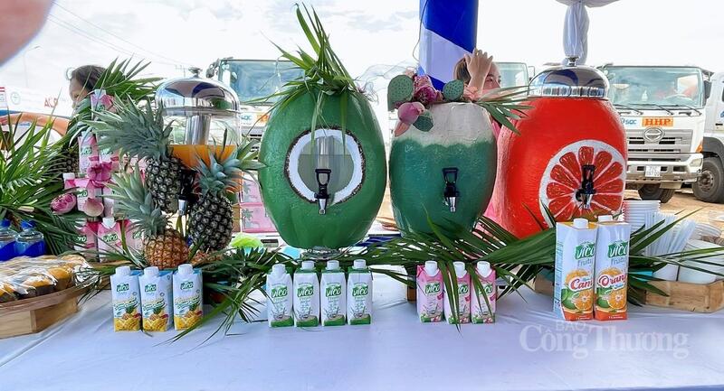 Công nghệ chế biến sản phẩm hiện đại và xây dựng thương hiệu nông sản mang tầm quốc tế.