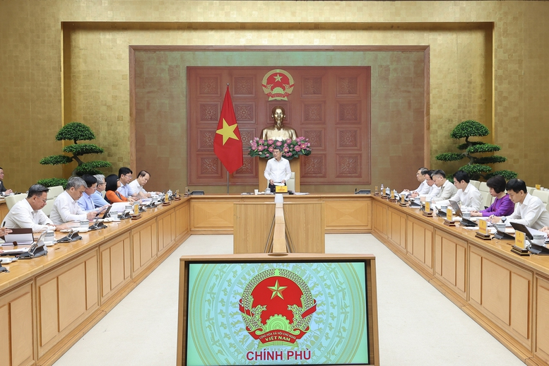 Thủ tướng Chính phủ Lê Minh Hưng chủ trì cuộc làm việc với Bộ Tư pháp - Ảnh: VGP/Nhật Bắc