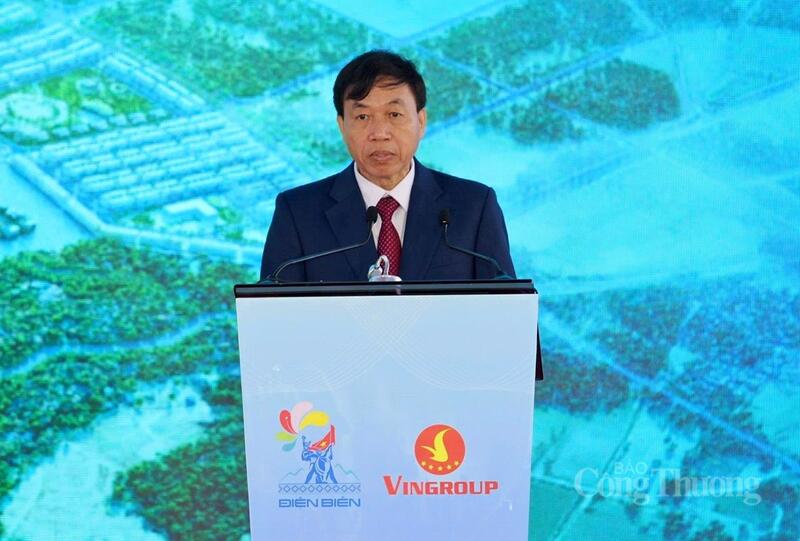 Chủ tịch UBND tỉnh Điện Biên Lê Văn Lương phát biểu tại buổi lễ.