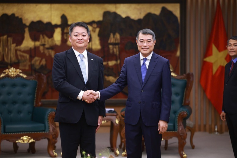 Thủ tướng Chính phủ Lê Minh Hưng tiếp ông Nagasaki Kotaro, Thống đốc tỉnh Yamanashi, Nhật Bản - Ảnh: VGP/Nhật Bắc