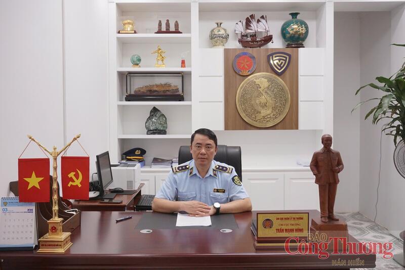 Ông Trần Mạnh Hùng, Chi cục trưởng Chi cục Quản lý thị trường tỉnh Cao Bằng.