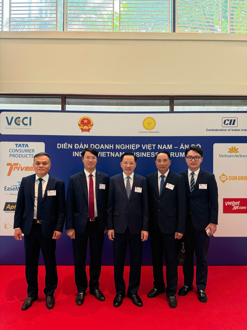 Đoàn công tác của Tập đoàn Hóa chất Việt Nam tham dự Diễn đàn doanh nghiệp Việt Nam - Ấn Độ. Ảnh: Vinachem.
