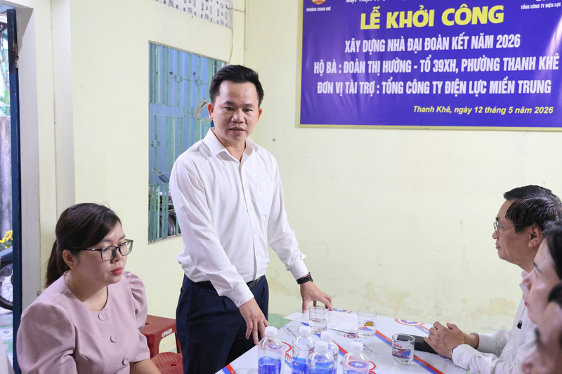 Phó Chủ tịch UBND phường Thanh Khê Lê Văn Cương phát biểu tại chương trình. Ảnh: Phương Nam