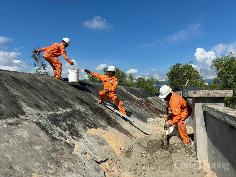 Kịch bản giả định bão đổ bộ lúc 2h30 sáng với sức gió giật cấp 13 - 14, gây sự cố mất điện diện rộng trên địa bàn xã Xuân Lộc. Ảnh: Nguyễn Hoàng