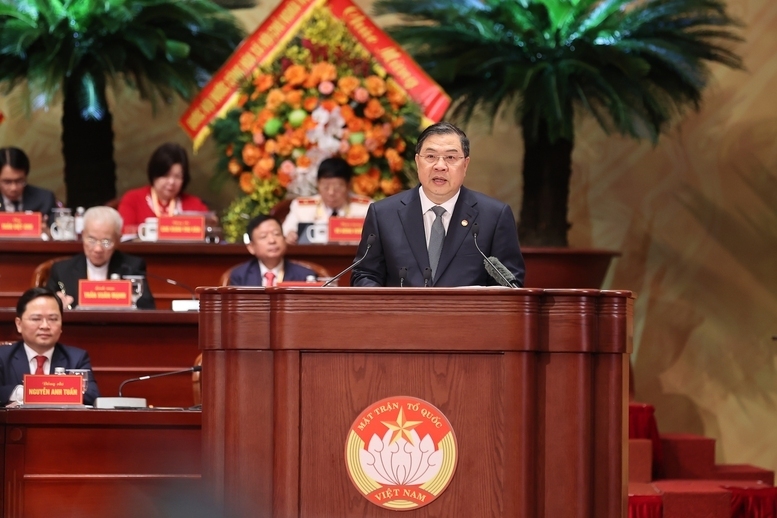 Ủy viên Bộ Chính trị, Phó Thủ tướng Thường trực Chính phủ Phạm Gia Túc phát biểu tại phiên khai mạc Đại hội đại biểu toàn quốc Mặt trận Tổ quốc Việt Nam. Ảnh: MTTQ