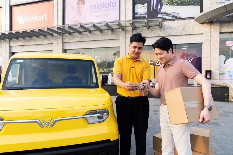 Với giá niêm yết 285 triệu đồng, anh Hưng và các khách hàng chọn mua EC Van được nhận thêm nhiều ưu đãi từ nhà sản xuất