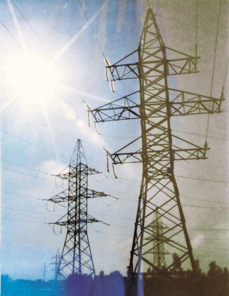 Đường dây 220kV đầu tiên Hà Đông - Hòa Bình. Nguồn: cosodulieu.evn.com.vn