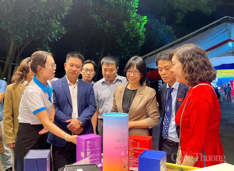 Trong năm 2025 và những tháng đầu năm 2026 Sở công Thương đã chỉ đạo đơn vị liên quan thực hiện đẩy mạnh quảng bá, tiêu thụ sản phẩm thông qua nhiều chương trình. Ảnh: Hiền Mai