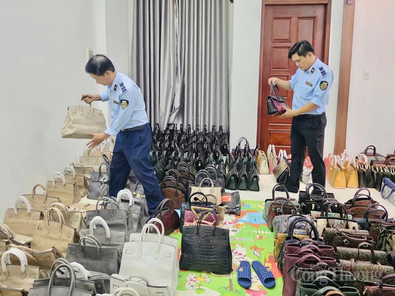 Lực lượng quản lý thị trường quyết liệt đấu tranh ngăn chặn, xử lý tình trạng hàng giả, hàng xâm phạm quyền sở hữu trí tuệ.