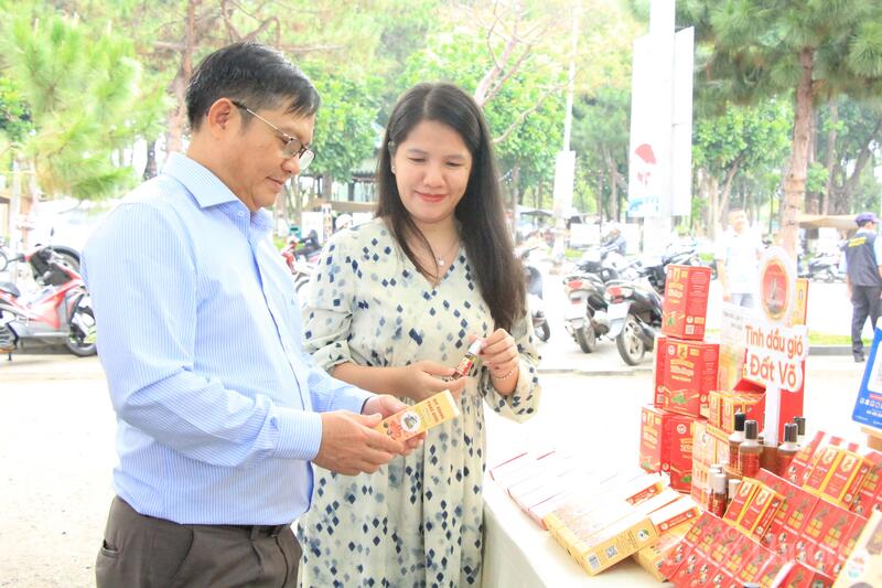 Nhiều sản phẩm đặc trưng của Gia Lai đã từng bước tiếp cận sâu hơn với thị trường trong nước và quốc tế. Ảnh: Hiền Mai