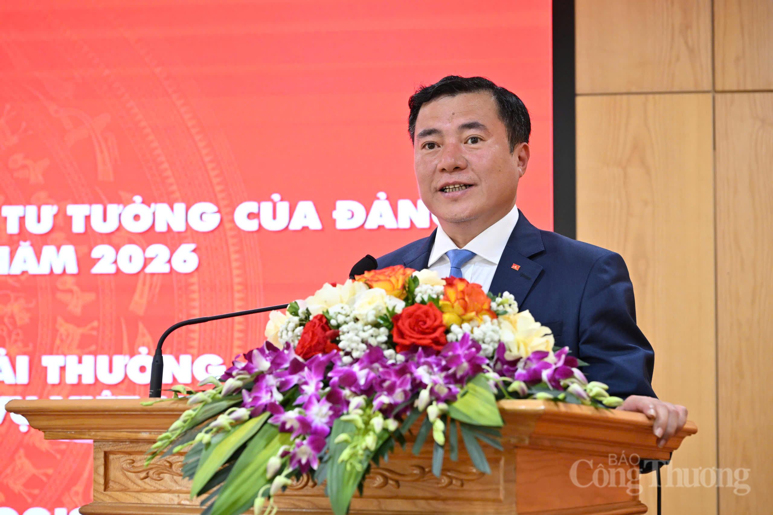 Thứ trưởng Bộ Công Thương Nguyễn Sinh Nhật Tân phát biểu tại lễ công bố. Ảnh: Cấn Dũng
