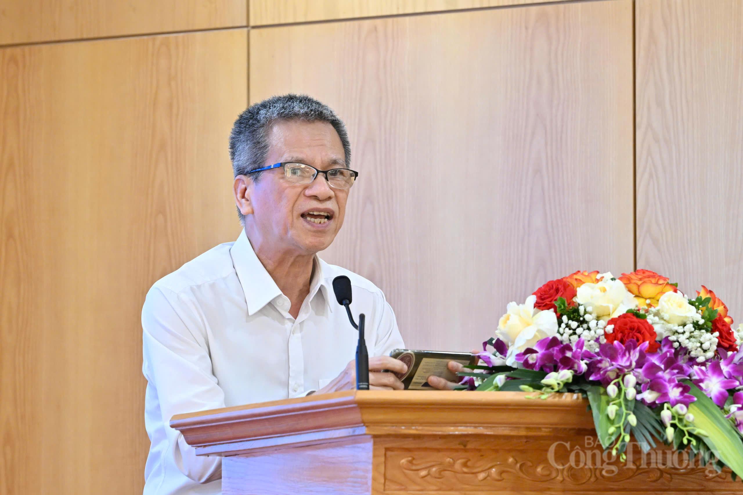 Ông Ngô Khắc Lễ - Phó Tổng thư ký Hiệp hội Doanh nghiệp Dịch vụ Logistics Việt Nam. Ảnh: Cấn Dũng