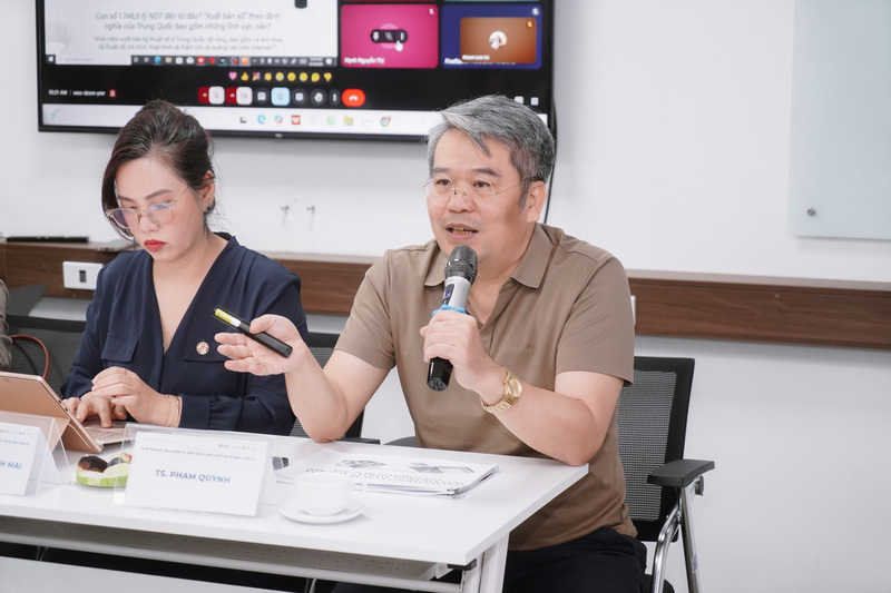 TS. Phạm Quỳnh, Phó Tổng Biên tập Nhà Xuất bản Giáo dục Việt Nam chia sẻ tại toạ đàm