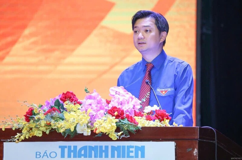 Bí thư thường trực Trung ương Đoàn TNCS Hồ Chí Minh, Chủ tịch Hội Sinh viên Việt Nam Nguyễn Minh Triết.