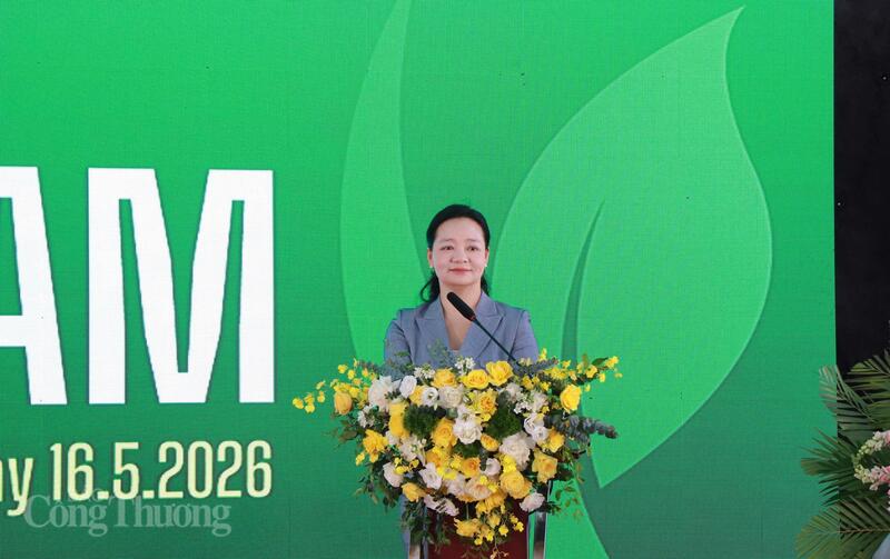 Bà Nguyễn Thị Lâm Giang, Cục trưởng Cục Đổi mới sáng tạo, Chuyển đổi xanh và Khuyến công. Ảnh: Thanh Tuấn