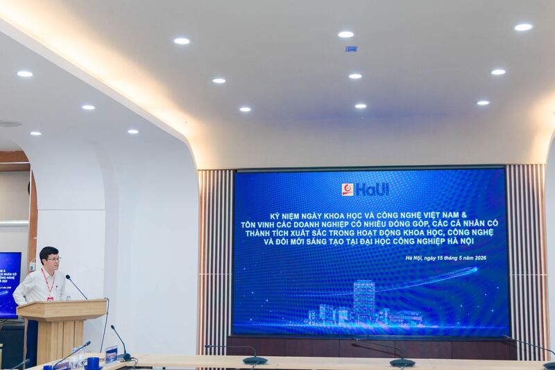 PGS.TS. Kiều Xuân Thực - Hiệu trưởng Đại học Công nghiệp Hà Nội