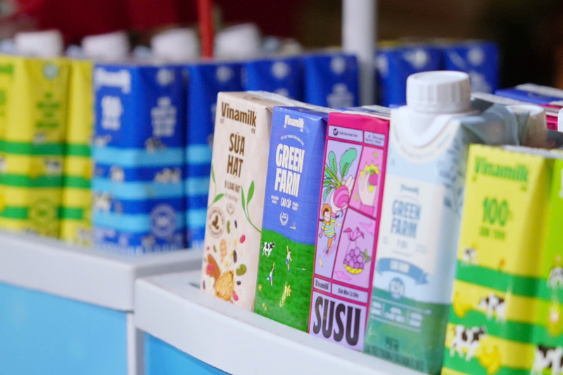 Vinamilk ki&ecirc;n định với triết l&yacute; minh bạch v&agrave; chất lượng suốt nửa thế kỷ qua. Ảnh: Vi Nam