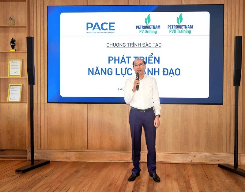 Ông Đỗ Danh Rạng, Phó Tổng giám đốc PV Drilling phát biểu tại khóa học. Ảnh: PV Drilling