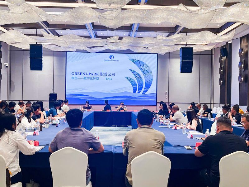 Toàn cảnh Hội nghị xúc tiến hợp tác kinh tế thương mại “Trung - Việt đồng hành - Xanh hóa tương lai” tại tỉnh Hà Bắc (Trung Quốc).