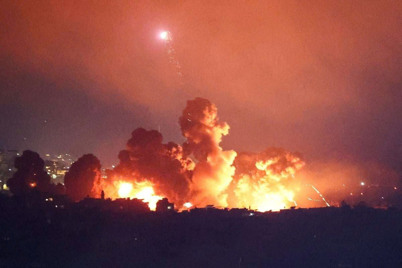 Cuộc không kích dữ dội của Israel ở phía nam Beirut, Lebanon. Ảnh: Reuters