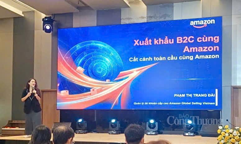 Các chuyên gia cập nhật mô hình vận hành Amazon B2C. Ảnh: Hiền Mai