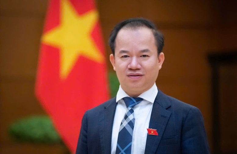 PGS.TS Bùi Hoài Sơn - Ủy viên chuyên trách Ủy ban Văn hóa, Xã hội của Quốc hội
