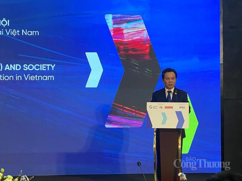 GS. TS. Hoàng Văn Cường - Phó Chủ tịch Hội khoa học kinh tế Việt Nam phát biểu khai mạc hội thảo. Ảnh: Hải Linh