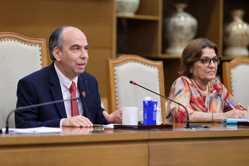 Đại sứ Rogelio Polanco Fuentes khẳng định Cuba luôn coi Việt Nam là người anh em, người đồng chí thân thiết và là hình mẫu trong sự nghiệp đổi mới, phát triển đất nước. Ảnh: VGP/Nhật Bắc