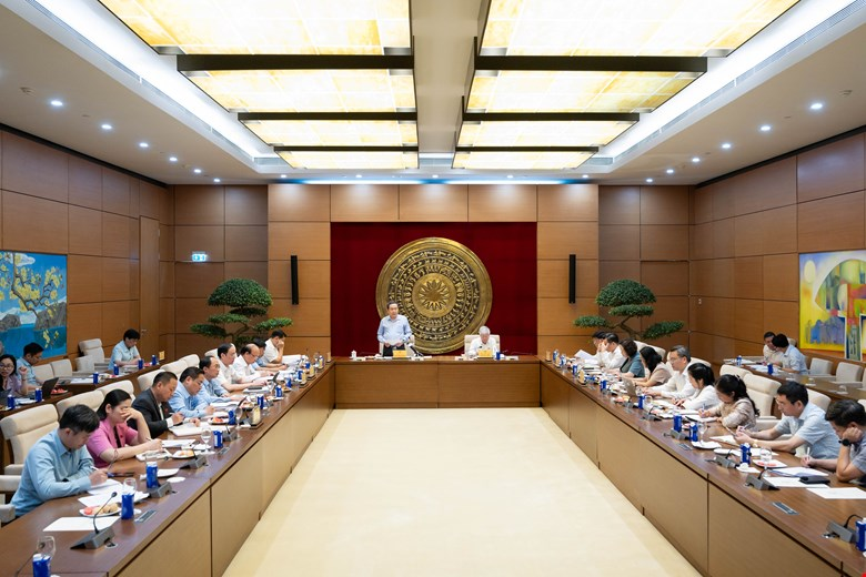 Quang cảnh buổi làm việc. Ảnh: Quochoi.vn