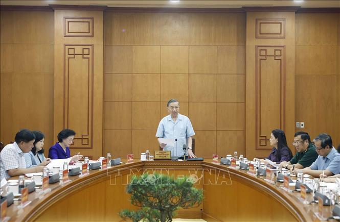 Tổng Bí thư, Chủ tịch nước Tô Lâm chủ trì buổi làm việc với Đảng ủy Bộ Y tế về công tác y học cổ truyền Việt Nam. Ảnh: TTXVN
