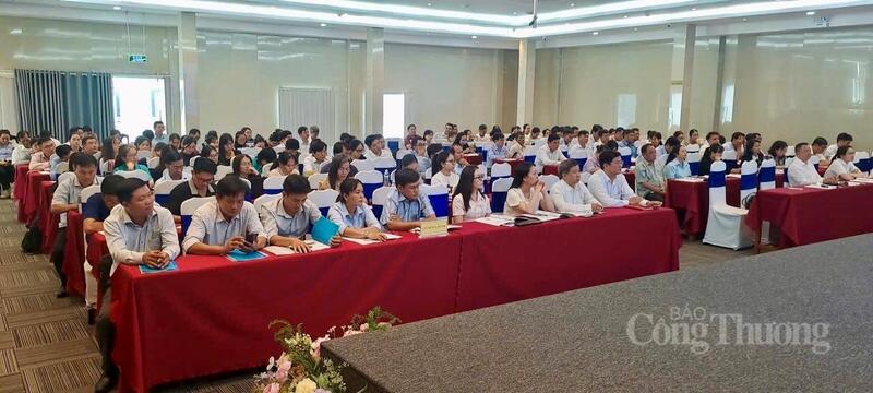 Quang cảnh tại buổi tập huấn. Ảnh: Khánh Ngọc.
