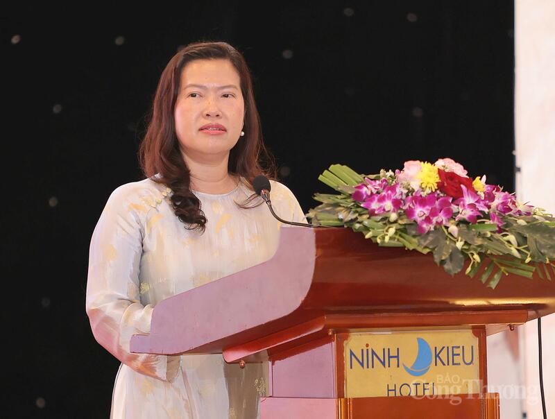 Bà Nguyễn Thị Ngọc Điệp, Phó Chủ tịch UBND TP. Cần Thơ phát biểu tại hội nghị. Ảnh: Khánh Ngọc.